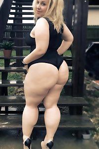 beloved thick girls, curvy girls, and puny BBW's part 5